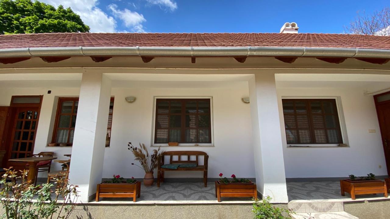 Bakonyi Vadasz Haza * Bakonykuti