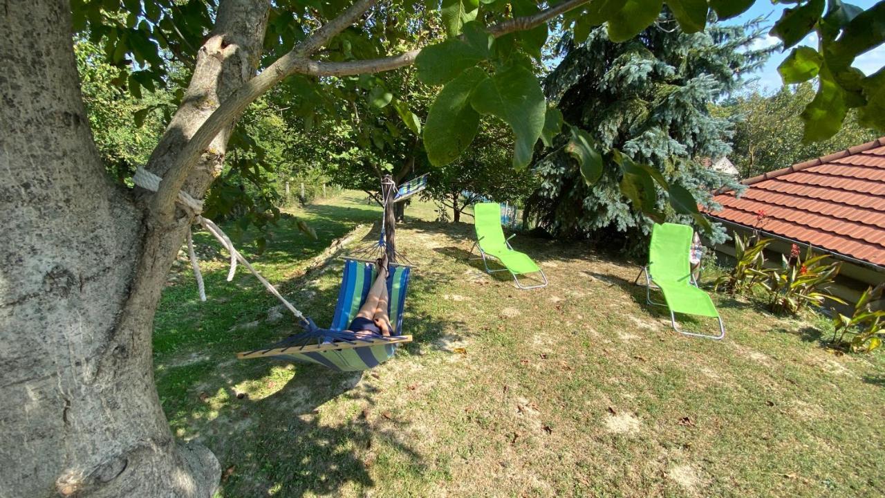 Bakonyi Vadasz Haza Holiday home Bakonykuti